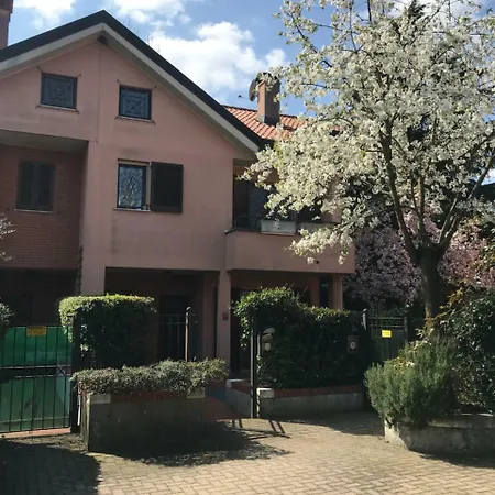 Bed & Breakfast Borgo Dei Fiori Rozzano